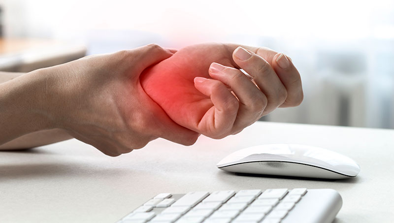 Wrist pain from carpal tunnel